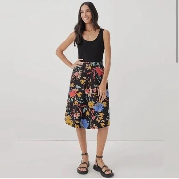 Pact Size Medium Organic Cotton Black Floral Print Tie Back Fit & Flare Dress - Picture 1 of 9